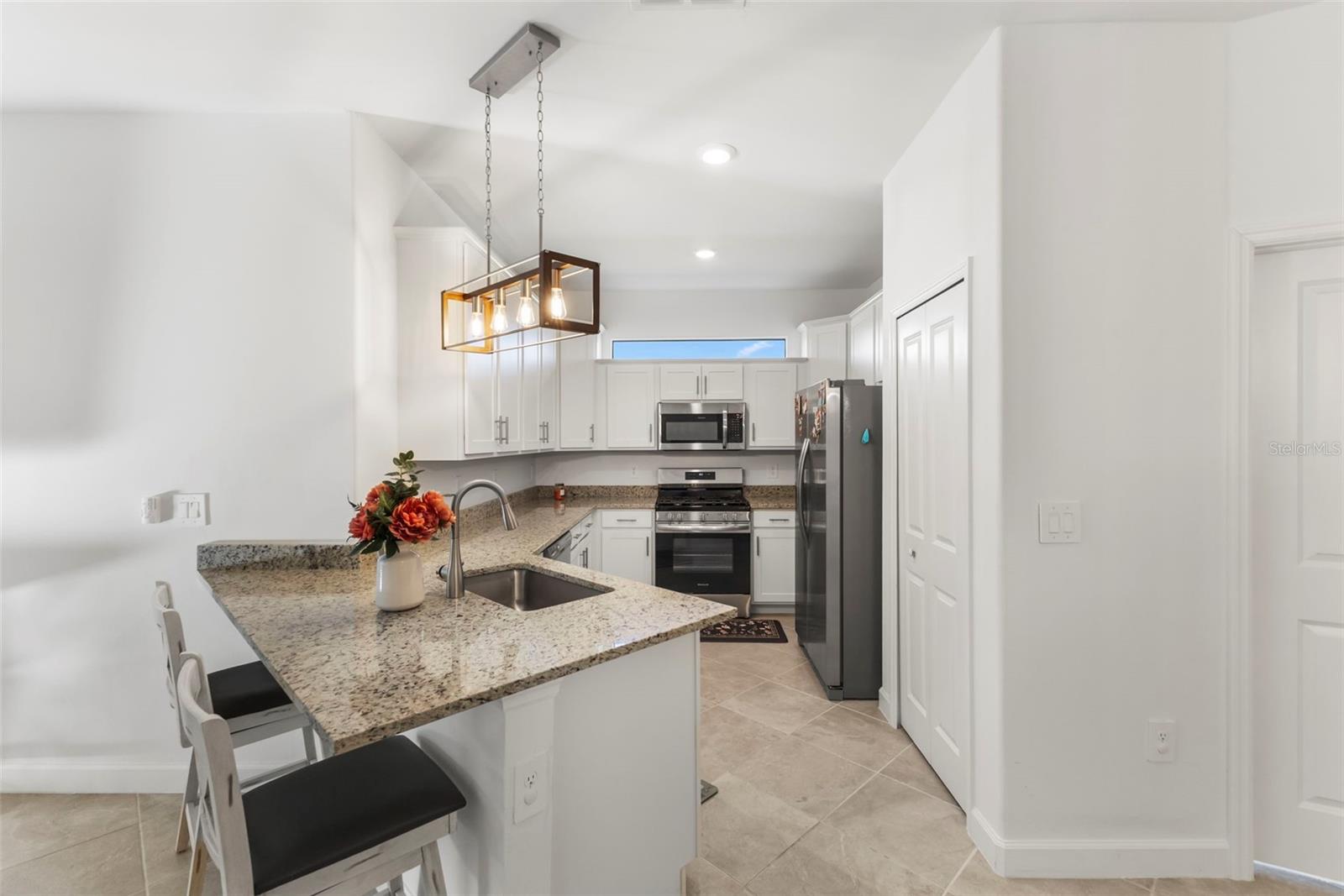 Image 18 of 47 For 5504 Sapphire Stone Cove