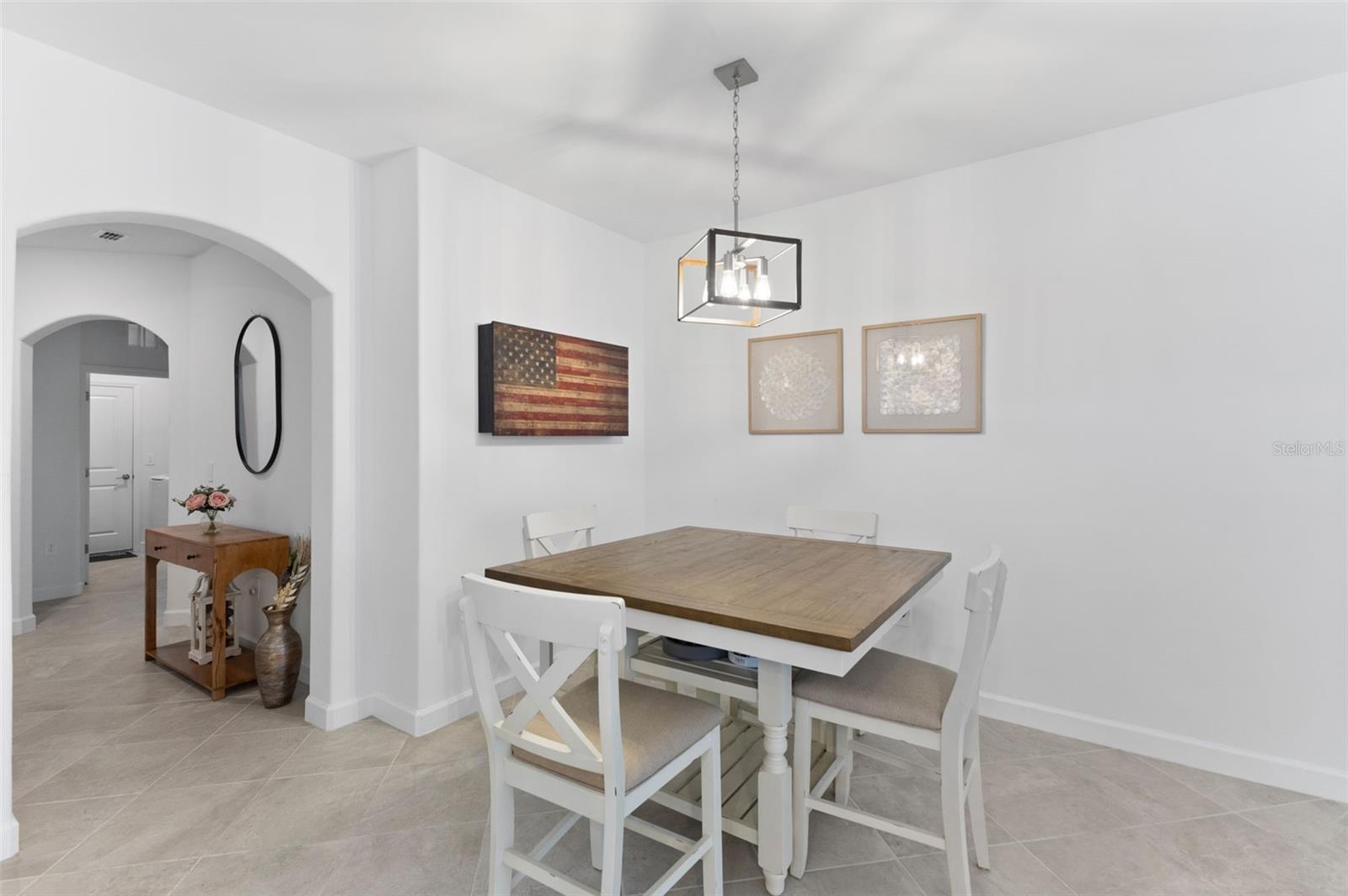 Image 23 of 47 For 5504 Sapphire Stone Cove