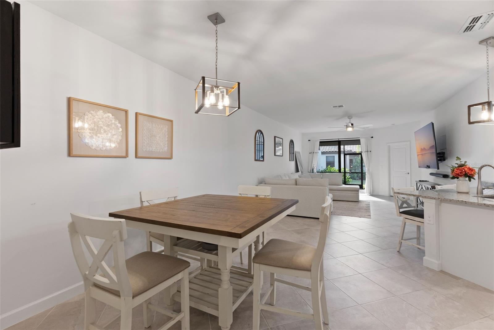 Image 24 of 47 For 5504 Sapphire Stone Cove