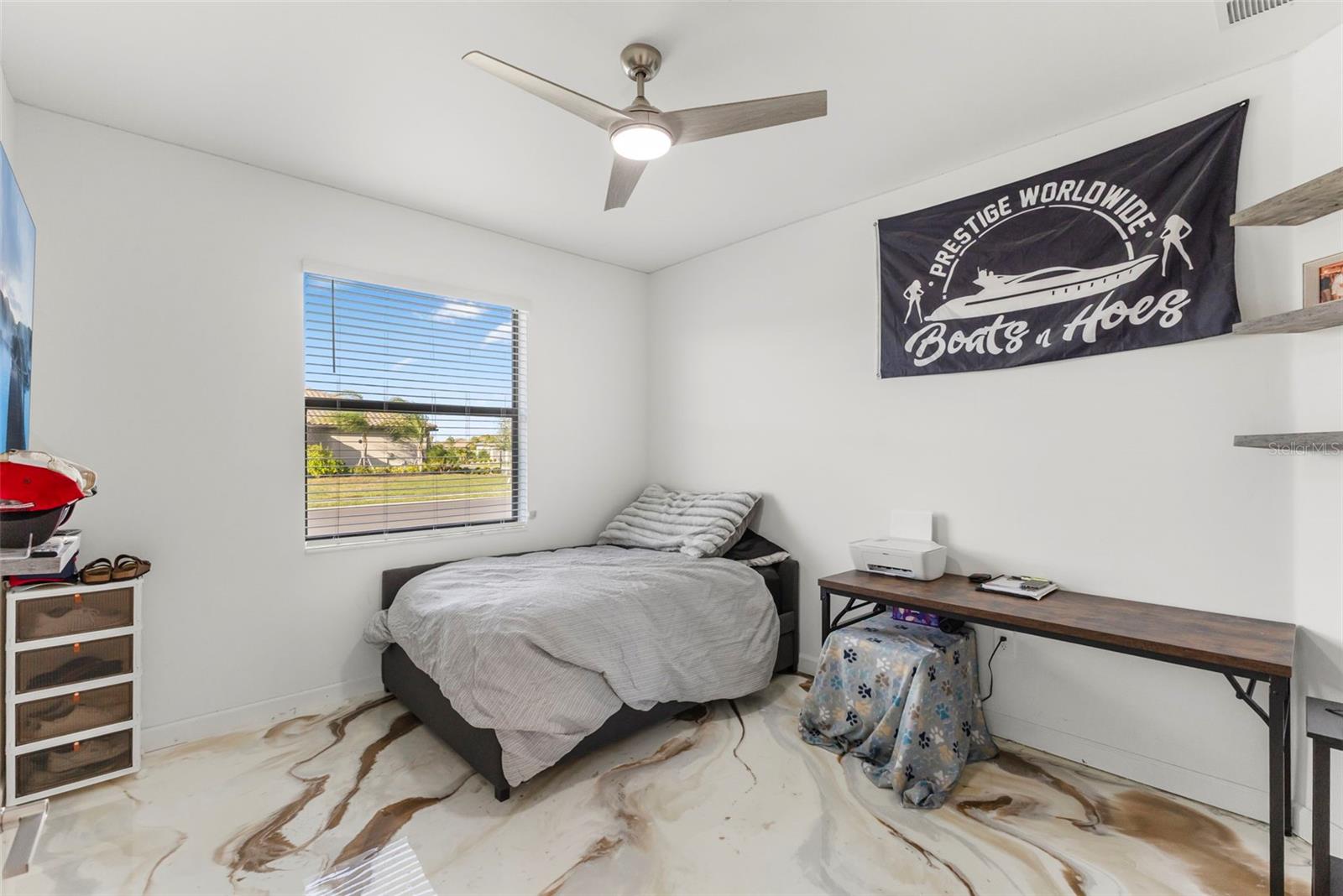 Image 25 of 47 For 5504 Sapphire Stone Cove