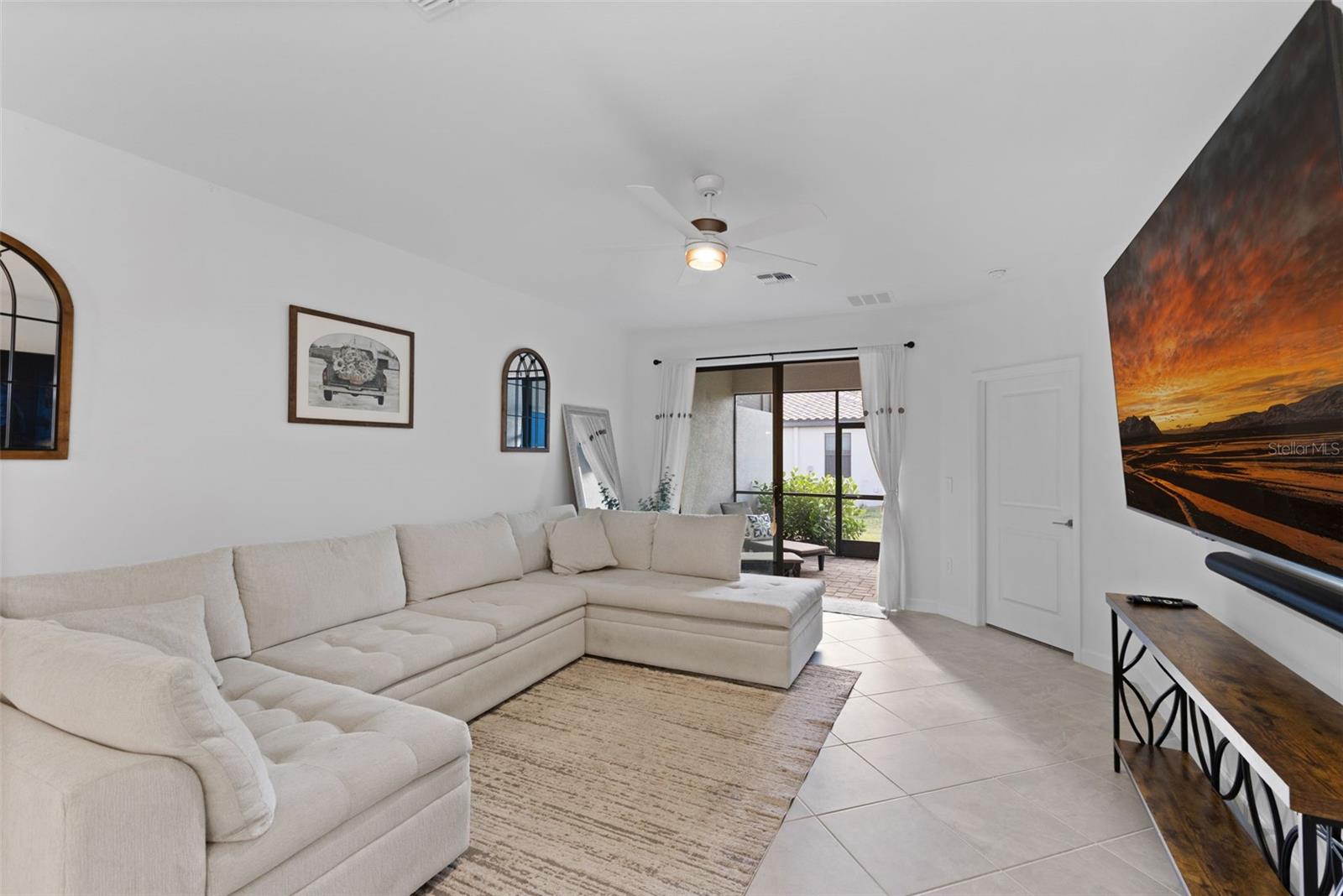 Image 5 of 47 For 5504 Sapphire Stone Cove