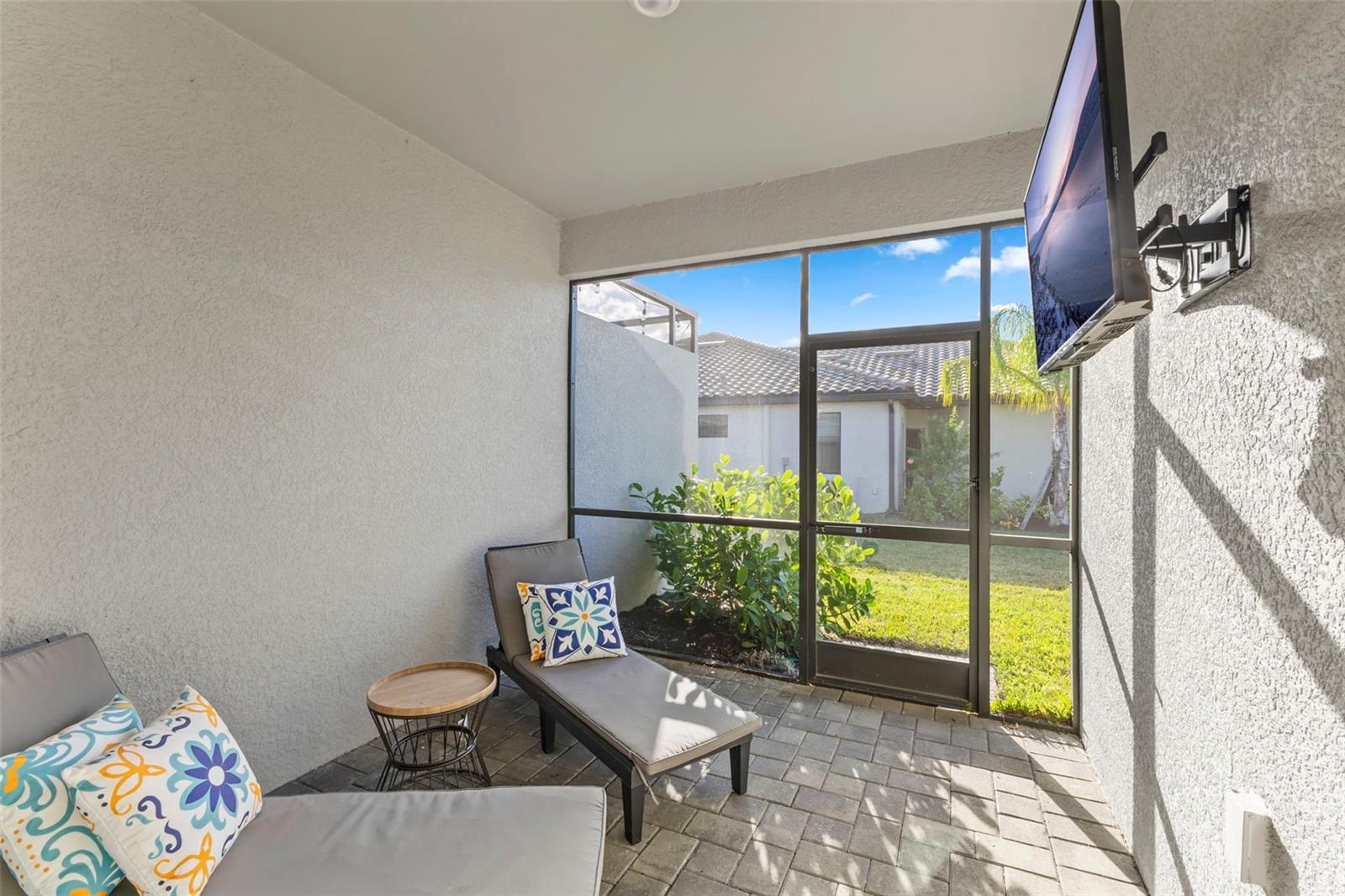 Image 9 of 47 For 5504 Sapphire Stone Cove