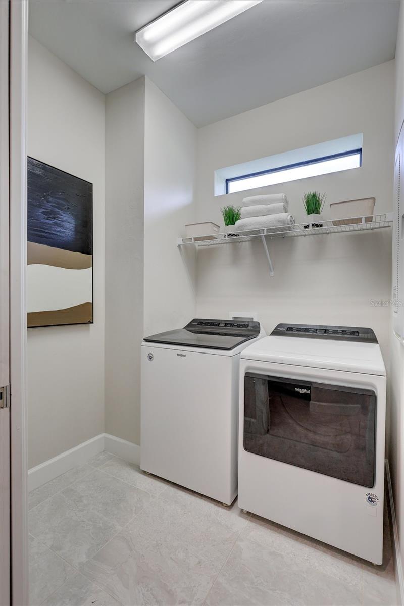 Image 39 of 65 For 12553 Marsh Pointe Road