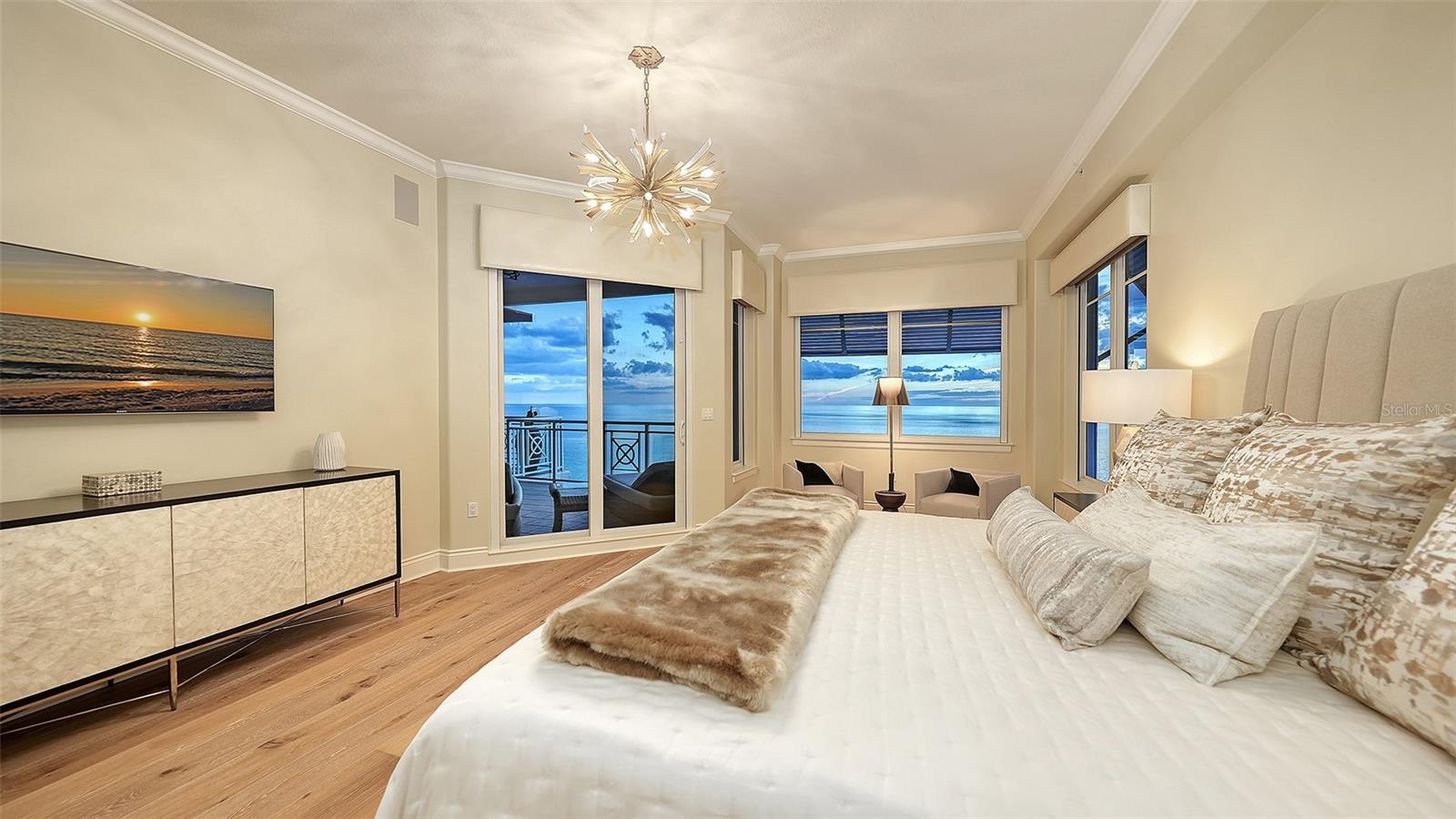 Image 21 of 54 For 2052 Benjamin Franklin Drive Ph 1102