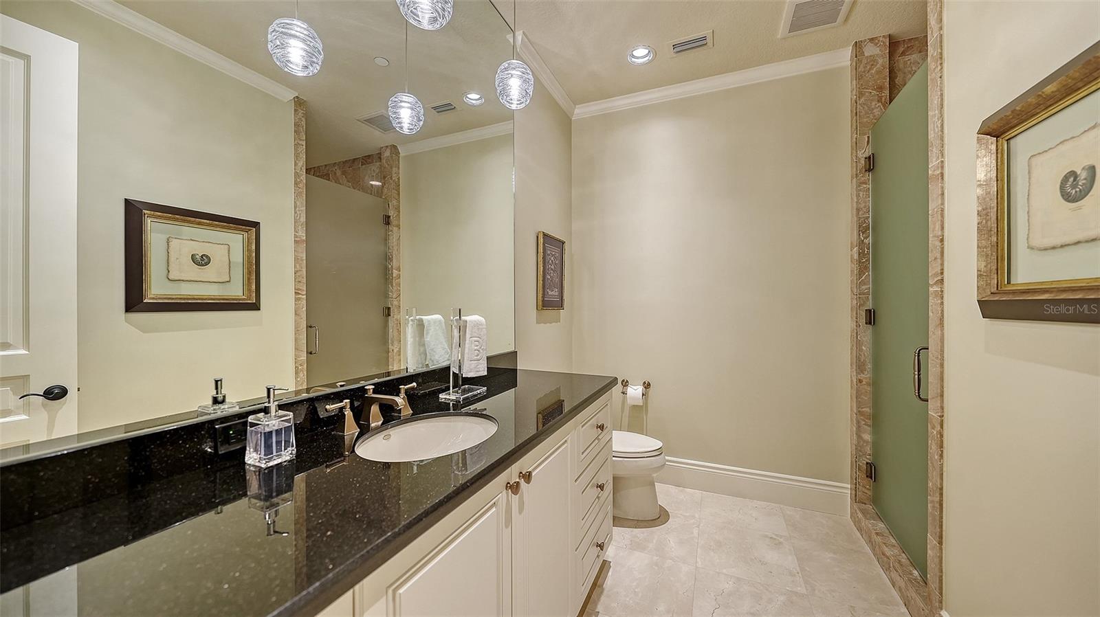 Image 26 of 54 For 2052 Benjamin Franklin Drive Ph 1102