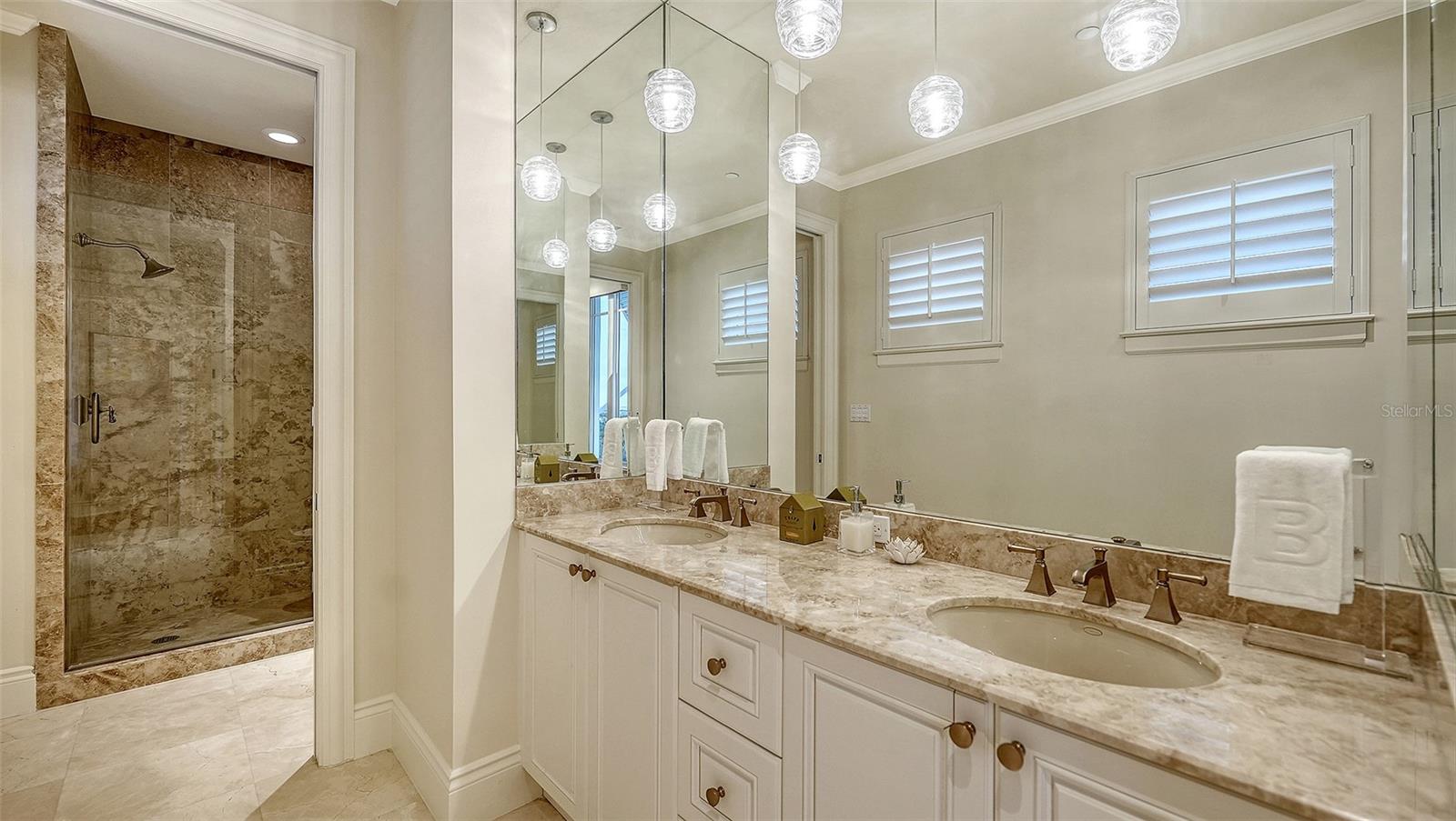 Image 30 of 54 For 2052 Benjamin Franklin Drive Ph 1102