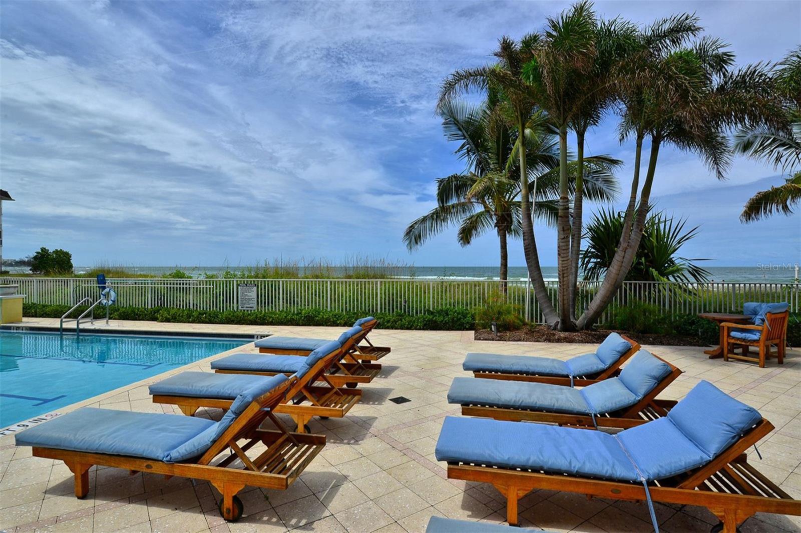 Image 47 of 54 For 2052 Benjamin Franklin Drive Ph 1102