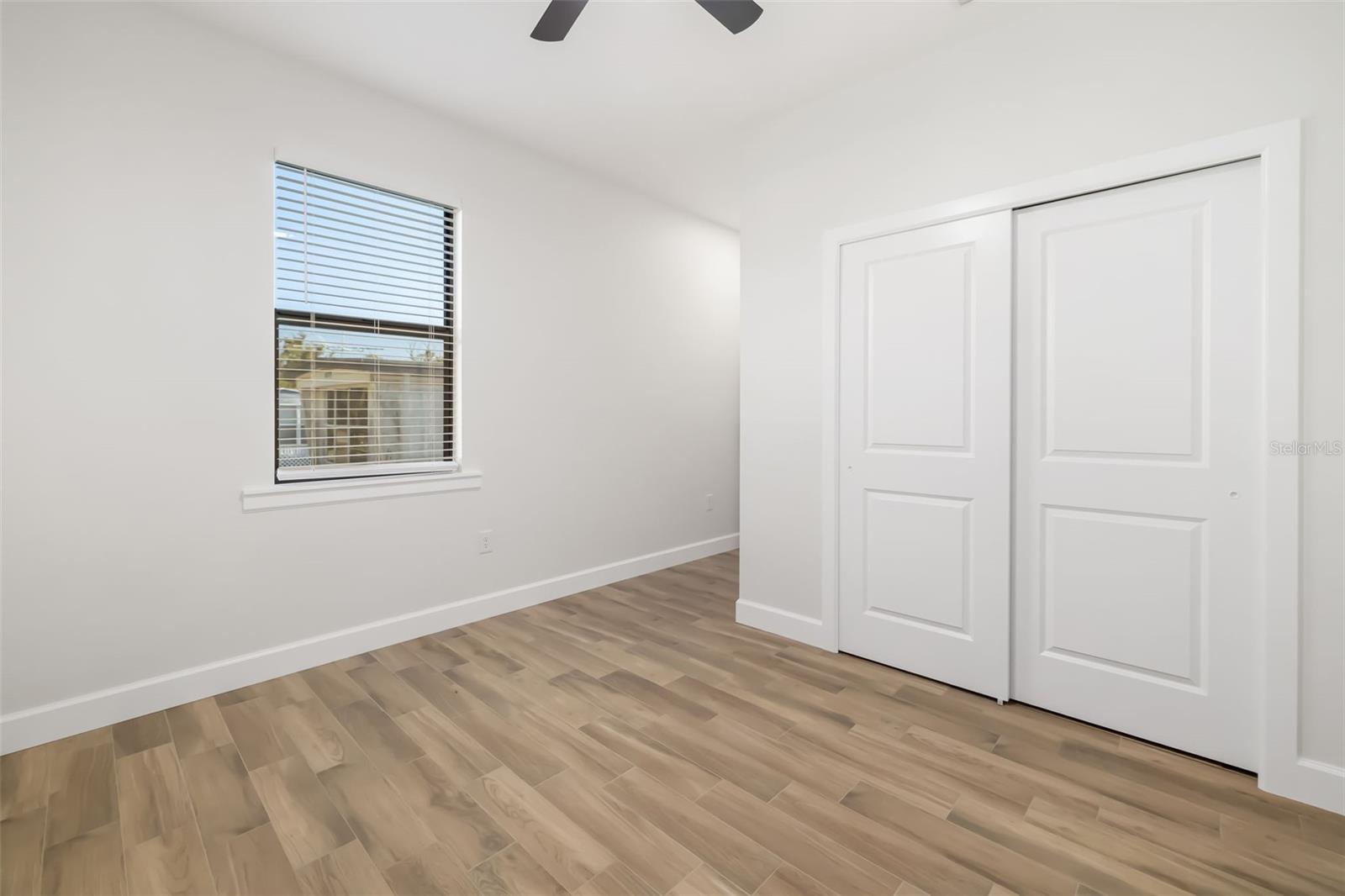 Image 24 of 36 For 118 Ruby Avenue N