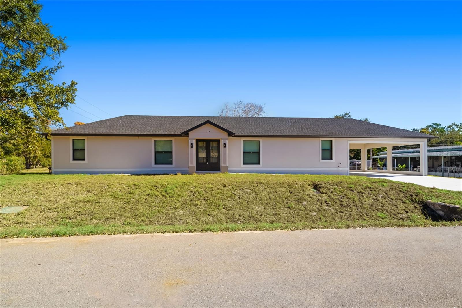 Image 3 of 36 For 118 Ruby Avenue N