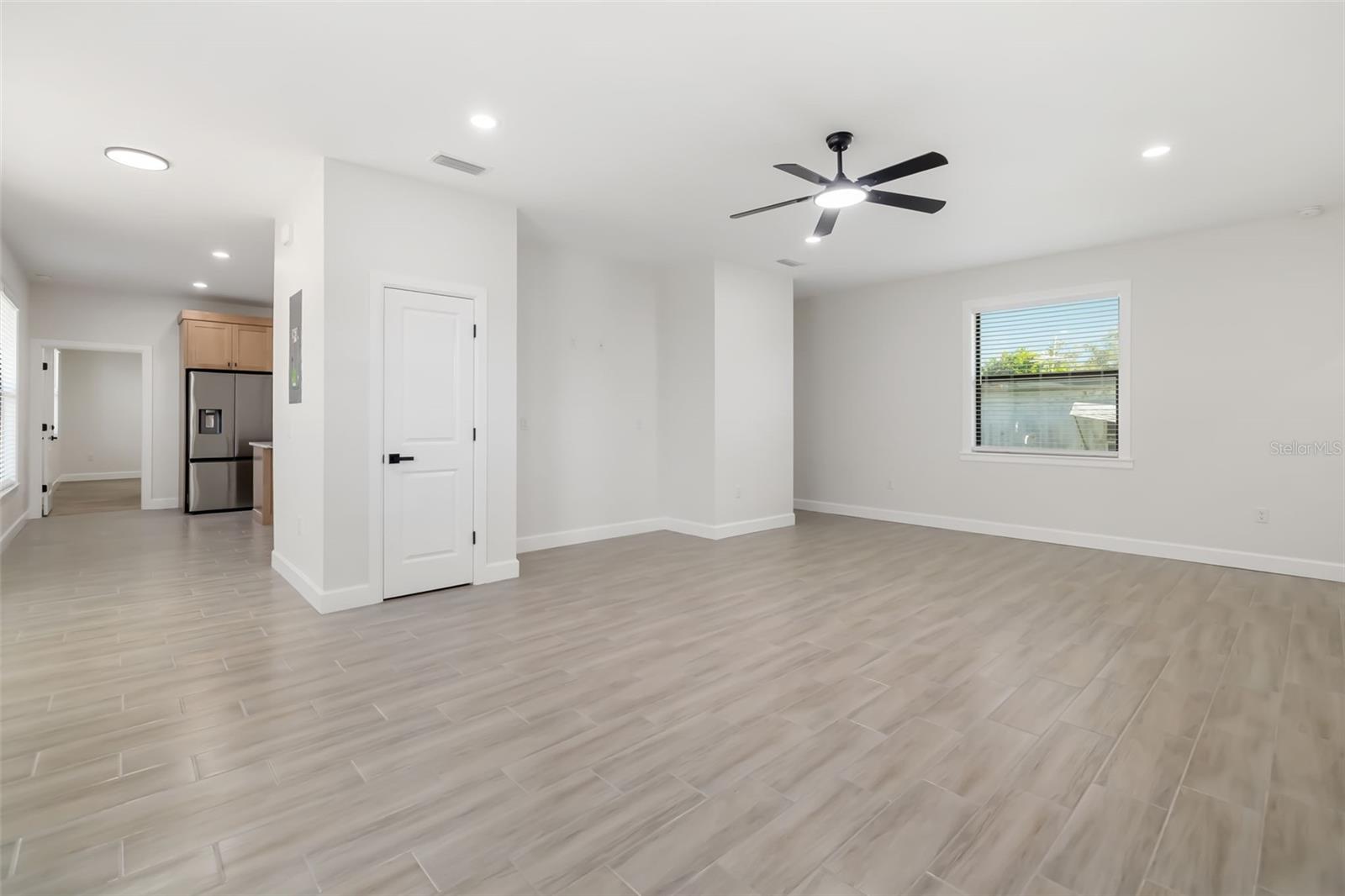 Image 35 of 36 For 118 Ruby Avenue N