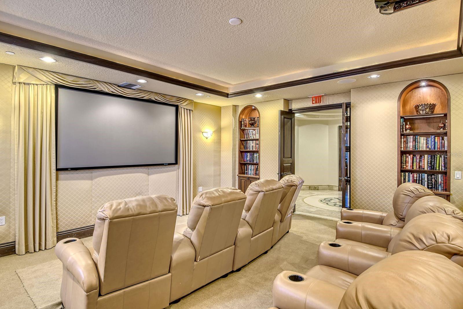 Image 39 of 50 For 464 Golden Gate Point 304