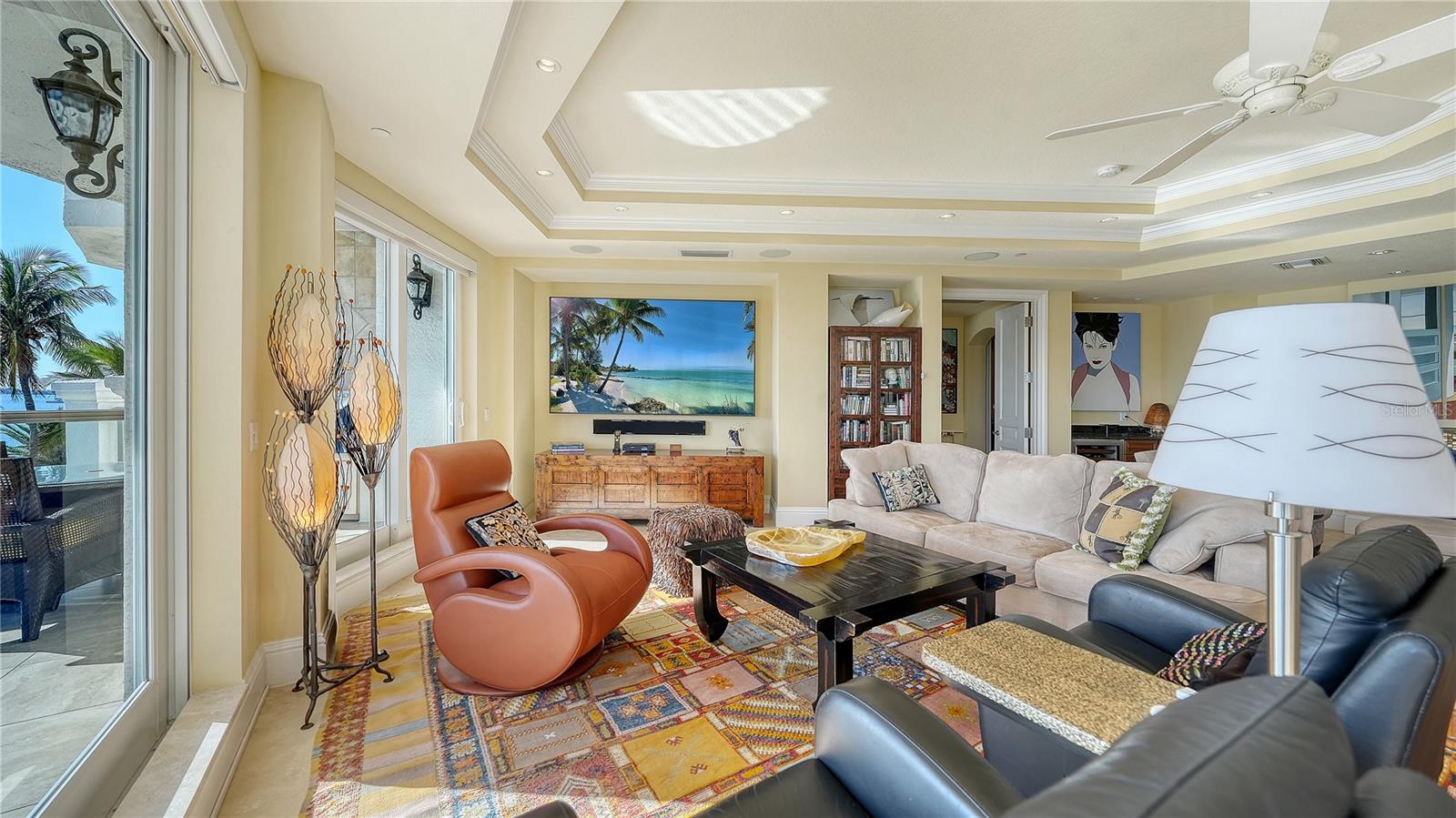 Image 6 of 50 For 464 Golden Gate Point 304