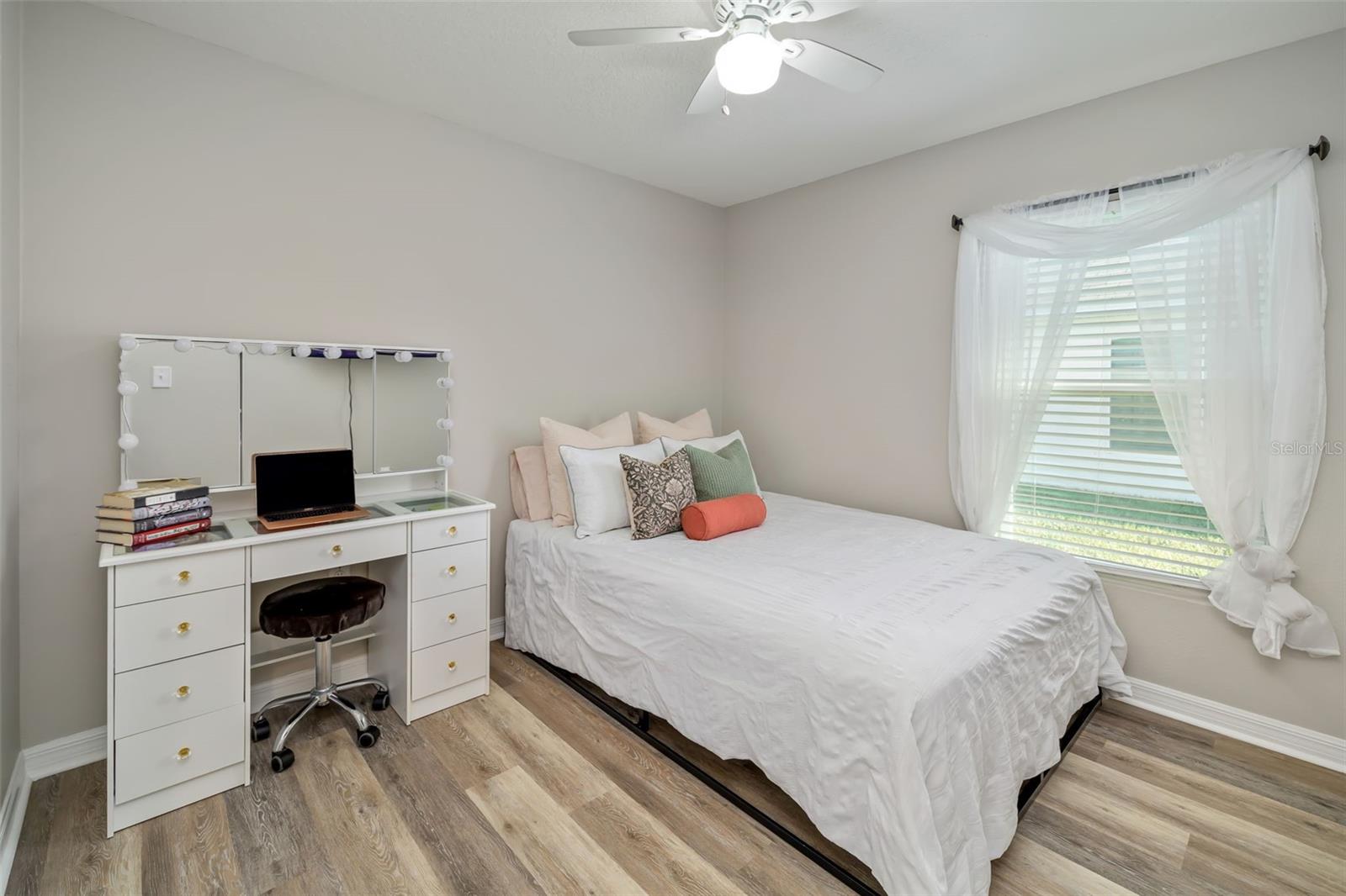 Image 22 of 76 For 12212 High Rock Way