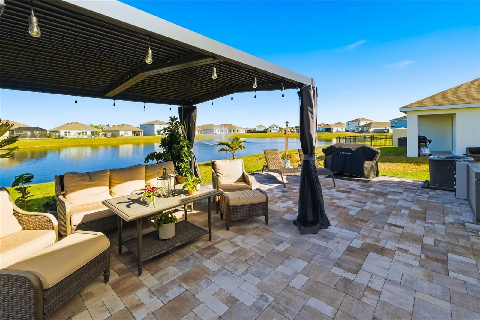 Image 37 of 76 For 12212 High Rock Way