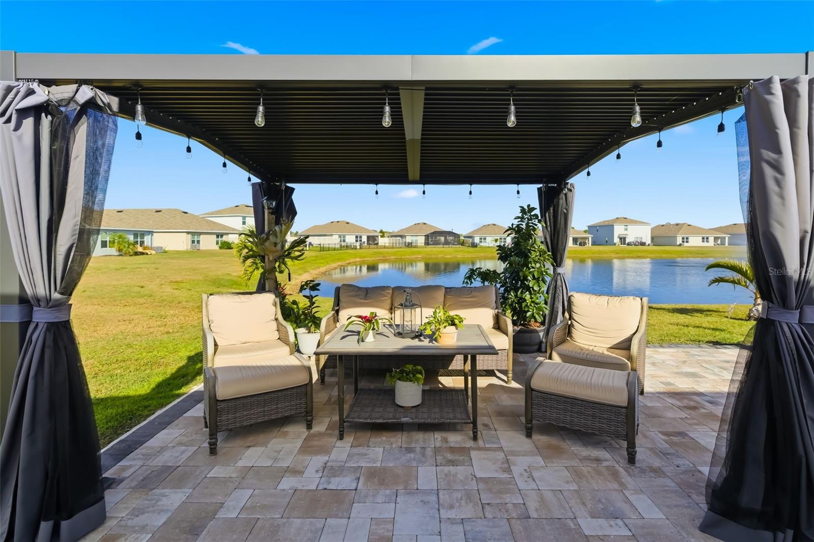 Image 39 of 76 For 12212 High Rock Way