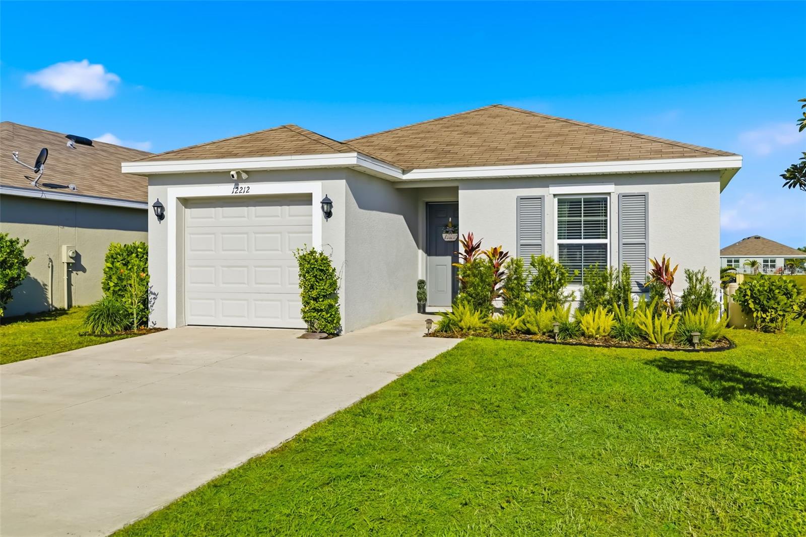 Image 4 of 76 For 12212 High Rock Way