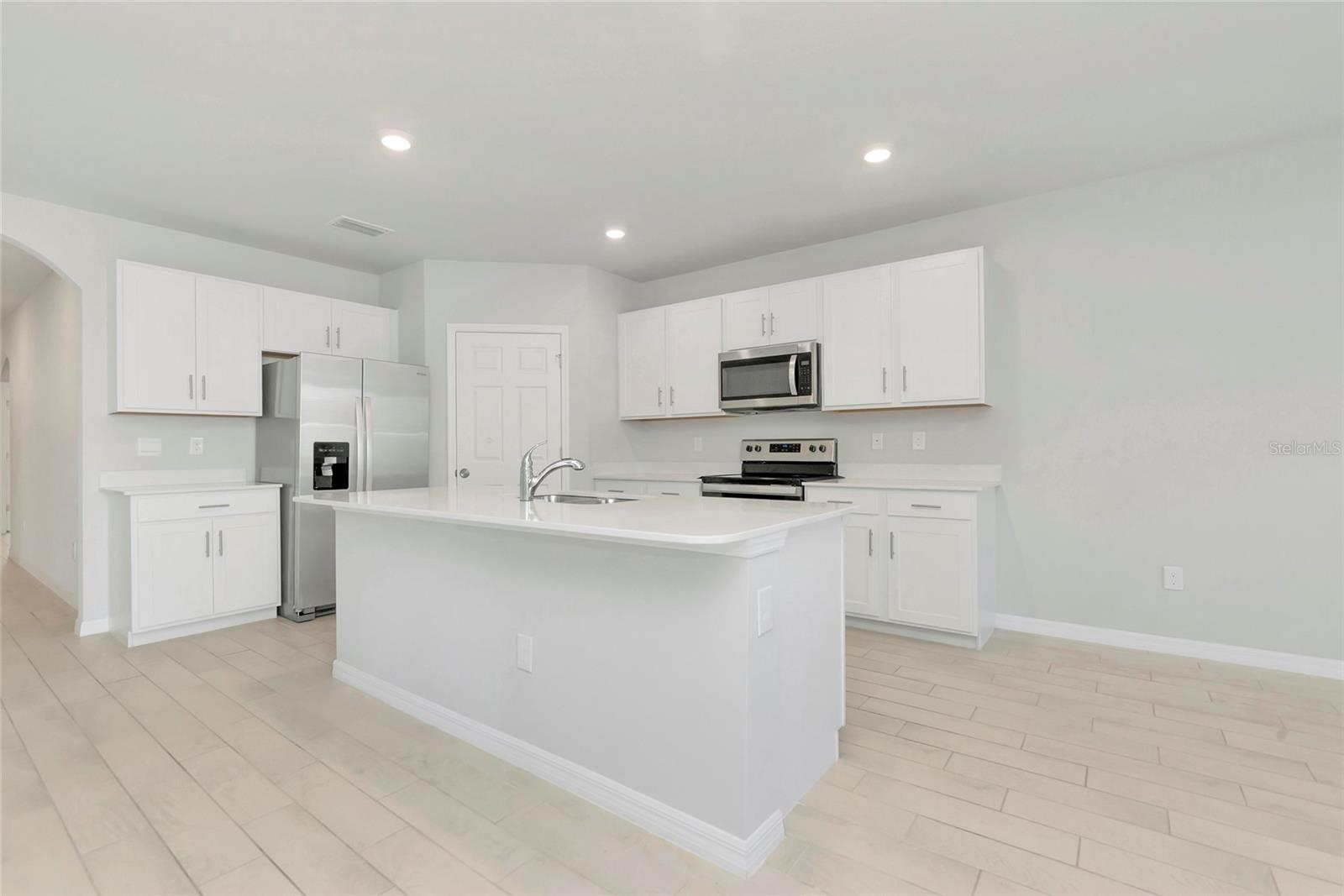 Image 4 of 44 For 27131 Guapore Drive