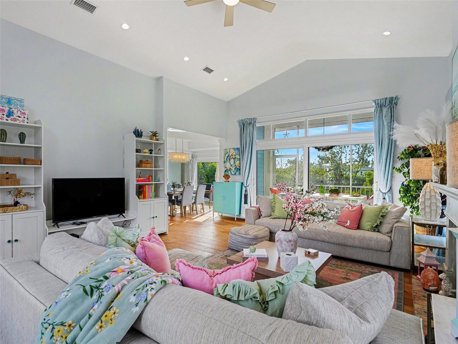 Image 16 of 52 For 129 Hammock Road