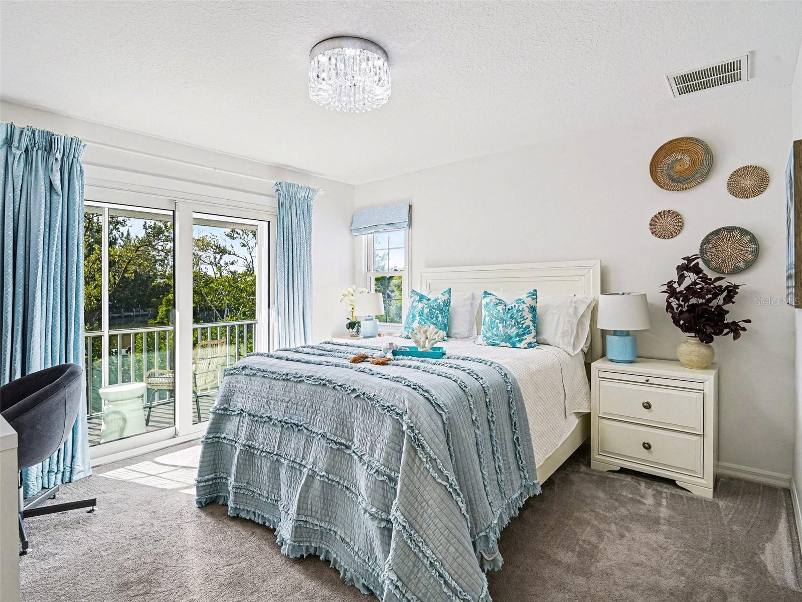 Image 19 of 52 For 129 Hammock Road