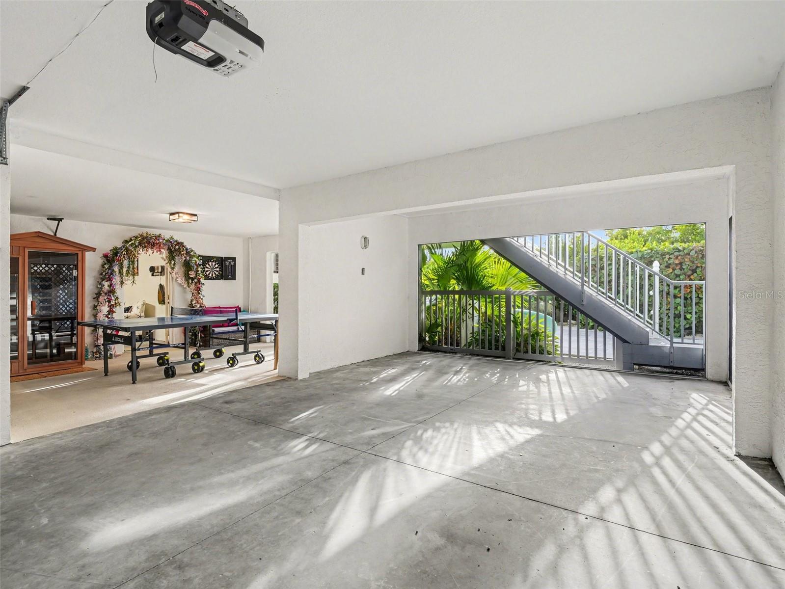 Image 37 of 52 For 129 Hammock Road