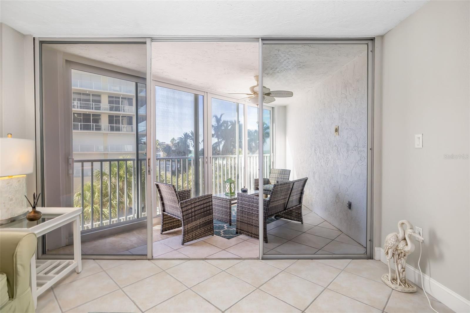 Image 15 of 42 For 1770 Benjamin Franklin Drive 203