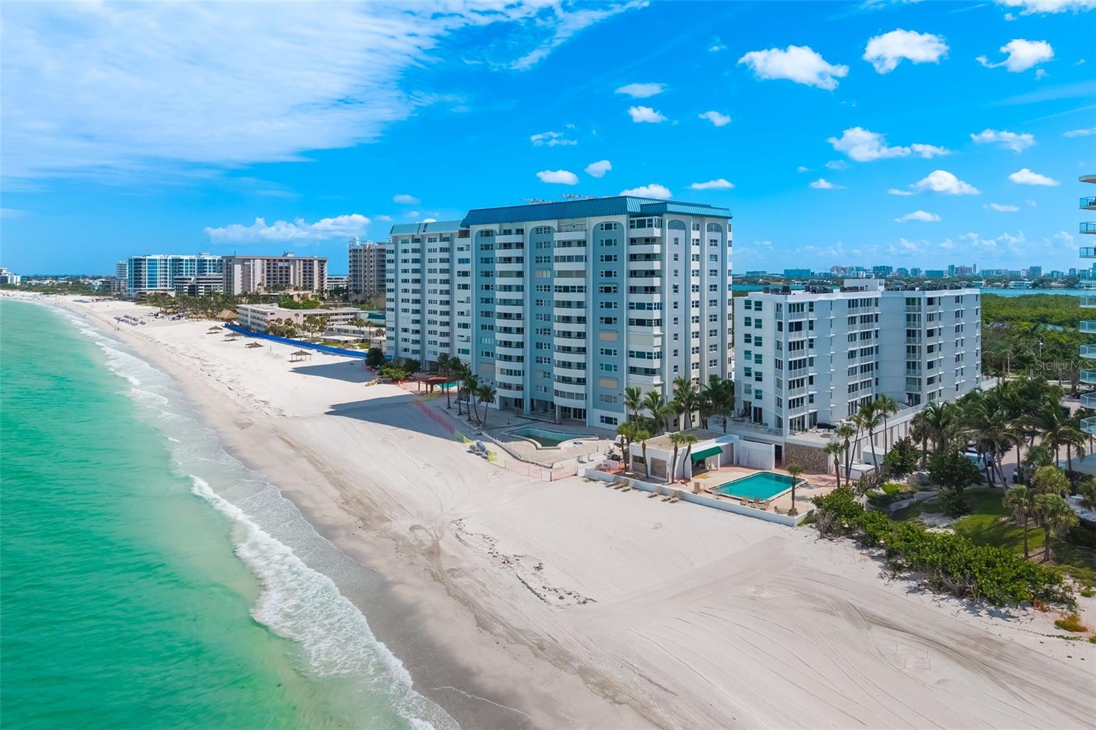 Image 32 of 42 For 1770 Benjamin Franklin Drive 203