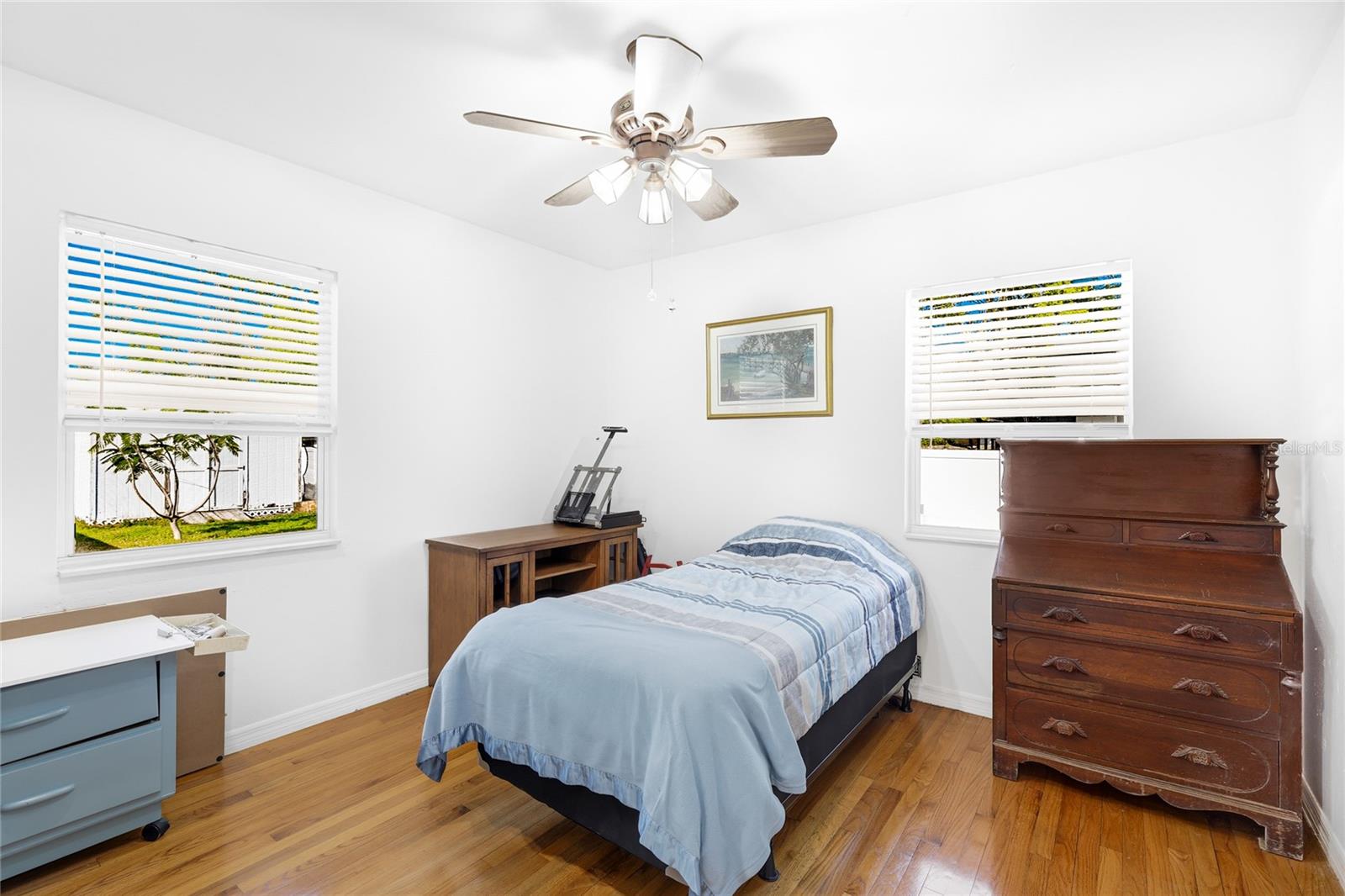 Image 24 of 57 For 1503 Francis Avenue