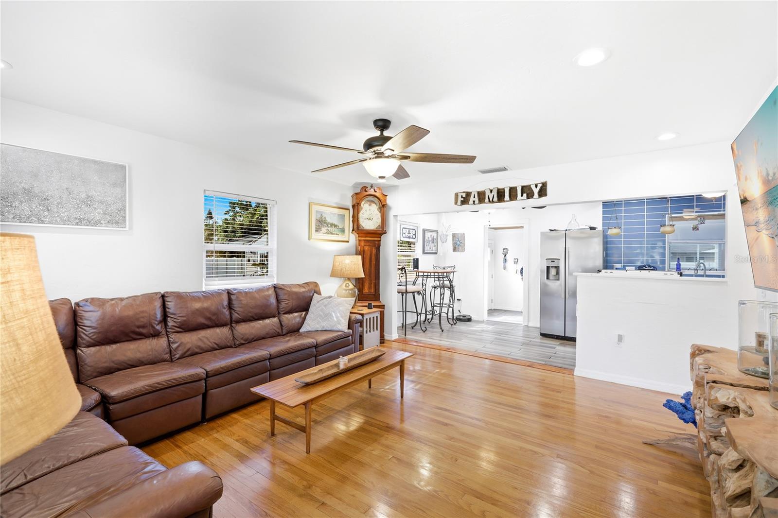 Image 4 of 57 For 1503 Francis Avenue