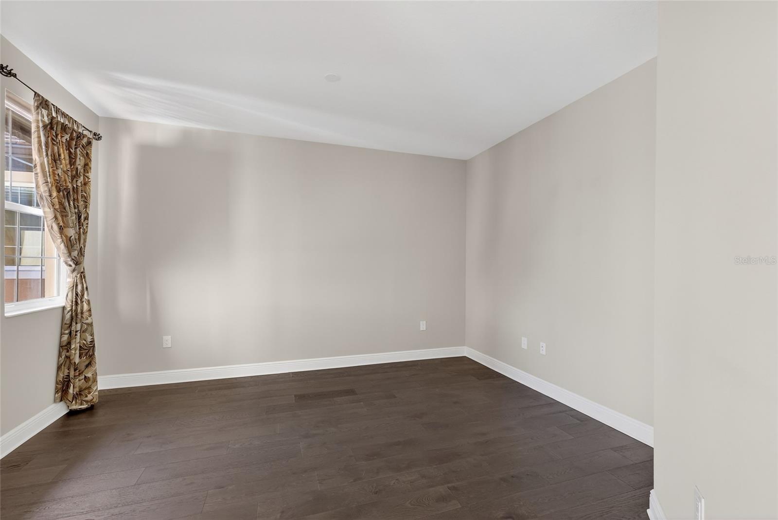 Image 21 of 69 For 7538 Divot Loop 2d