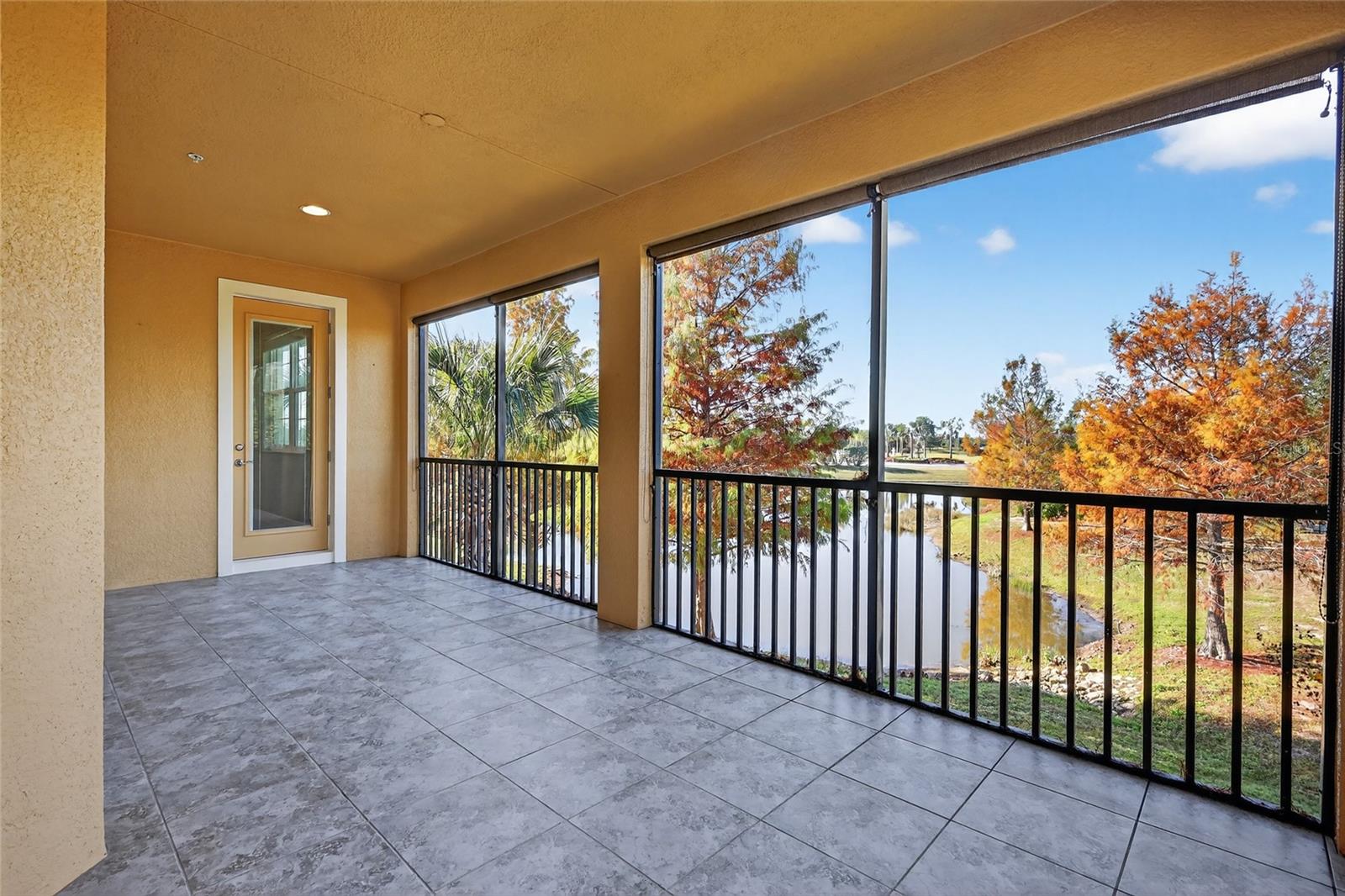 Image 5 of 69 For 7538 Divot Loop 2d