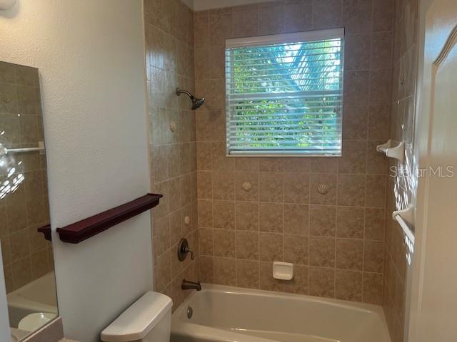 Image 12 of 38 For 185 Wading Bird Drive