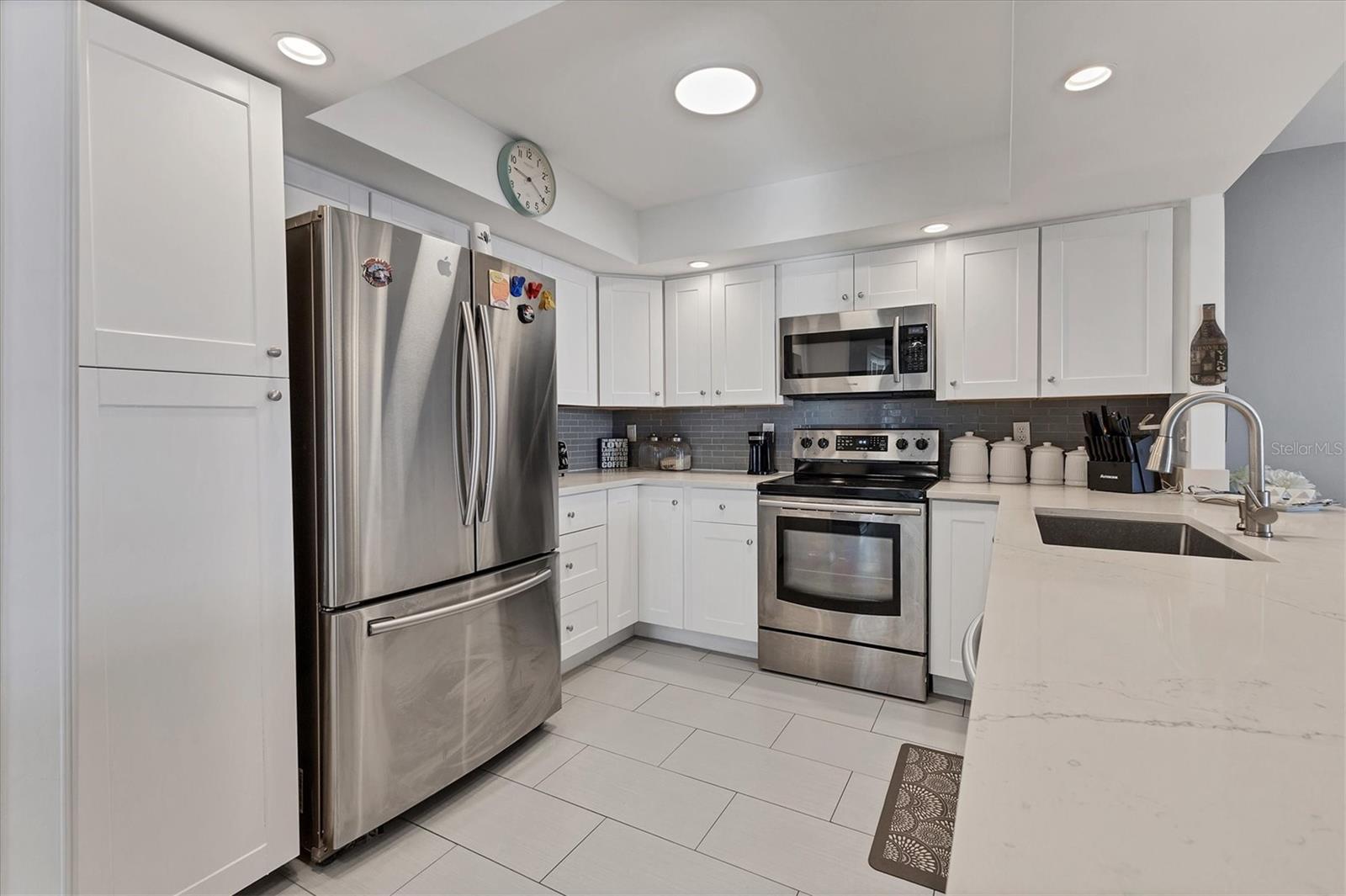 Image 4 of 53 For 101 Gulfstream Avenue 15e