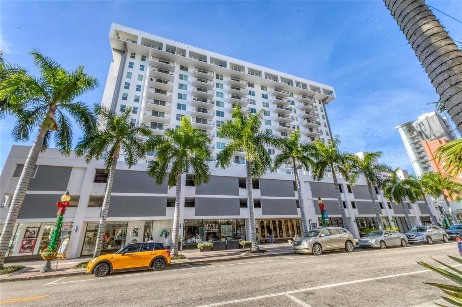 Image 40 of 53 For 101 Gulfstream Avenue 15e