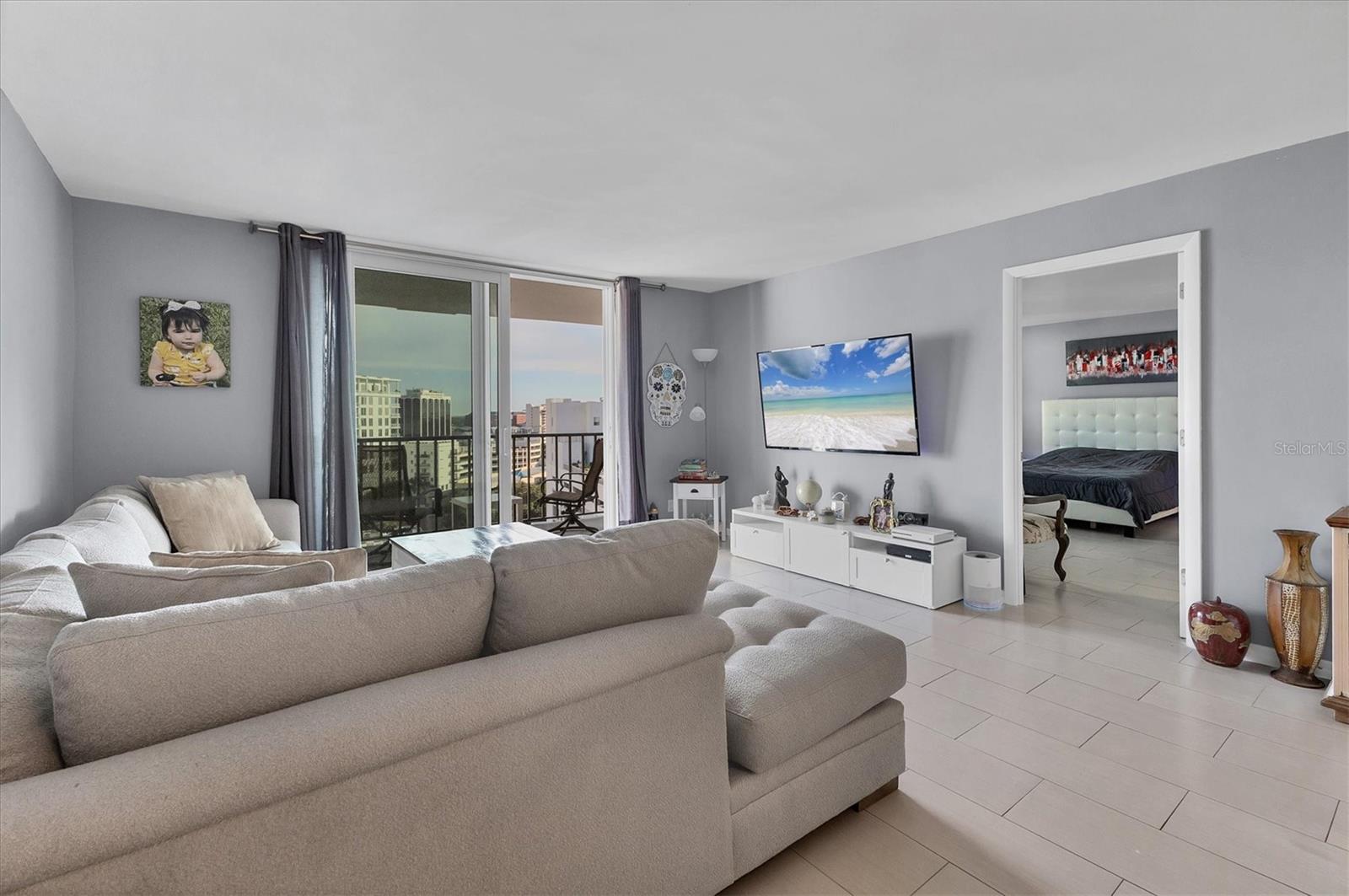 Image 8 of 53 For 101 Gulfstream Avenue 15e