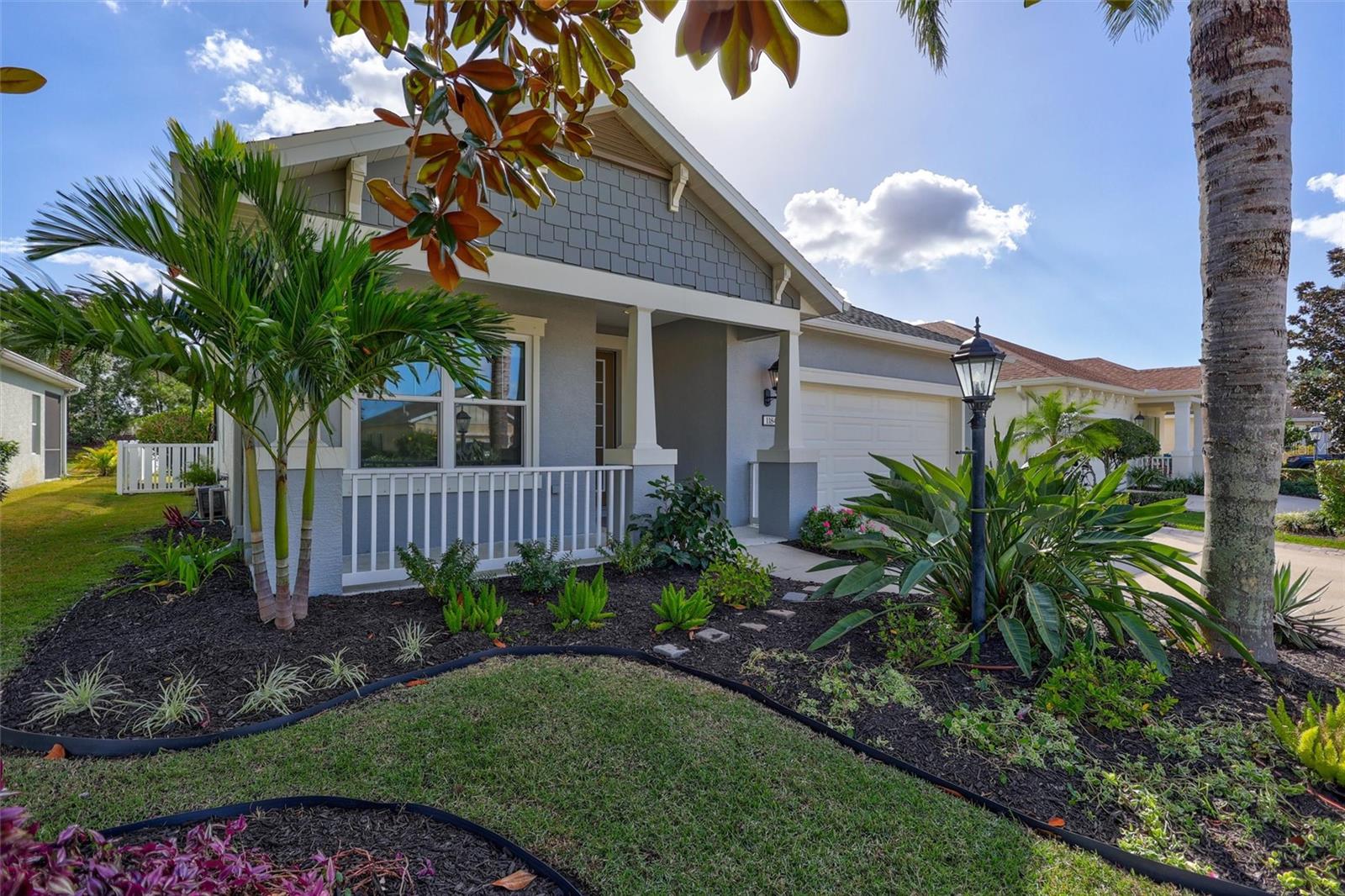 Image 3 of 81 For 11842 Forest Park Circle