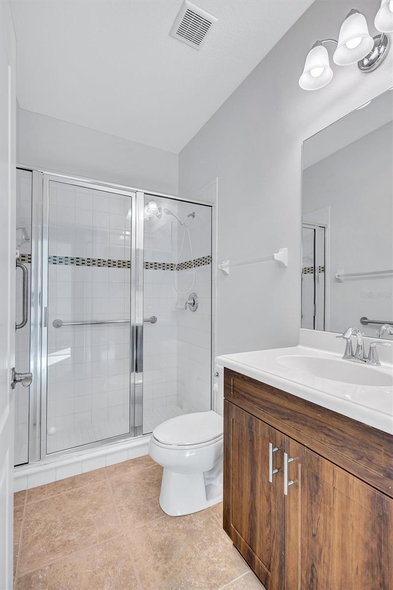 Image 44 of 81 For 11842 Forest Park Circle