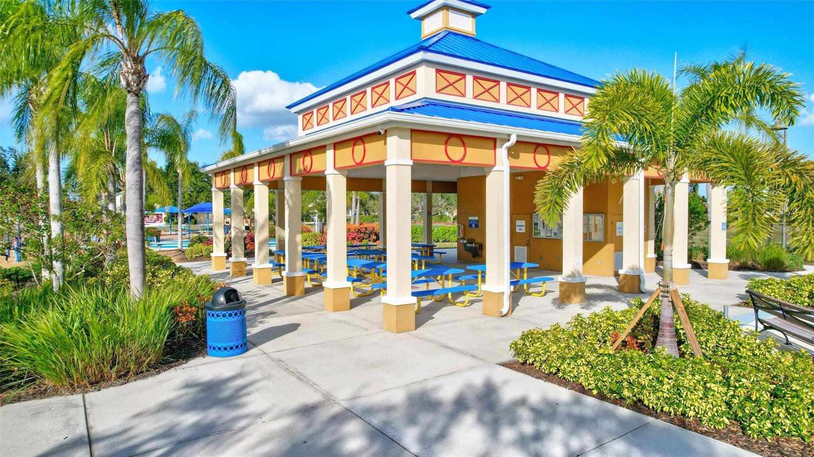 Image 65 of 81 For 11842 Forest Park Circle