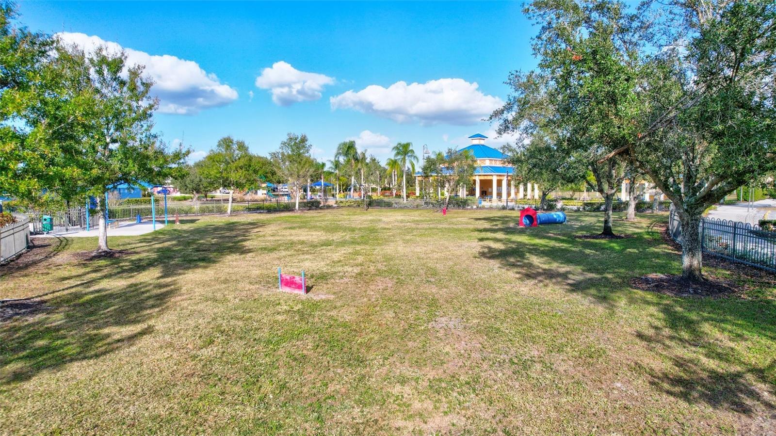 Image 66 of 81 For 11842 Forest Park Circle