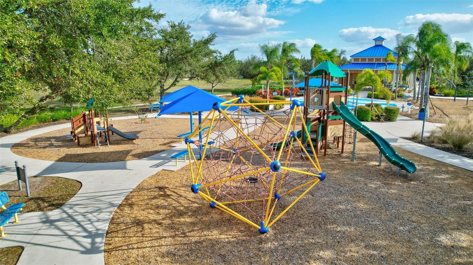 Image 71 of 81 For 11842 Forest Park Circle