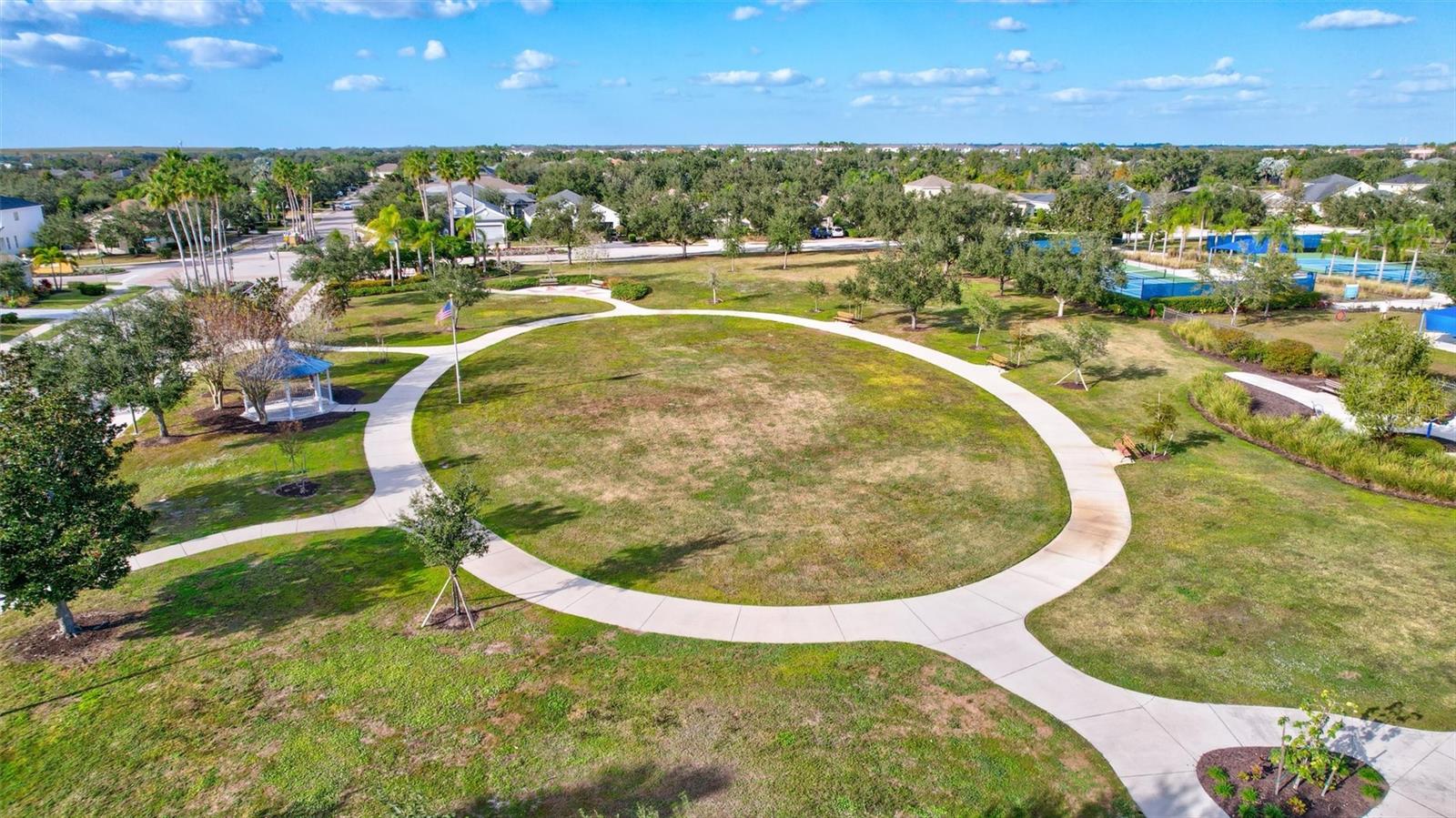 Image 76 of 81 For 11842 Forest Park Circle