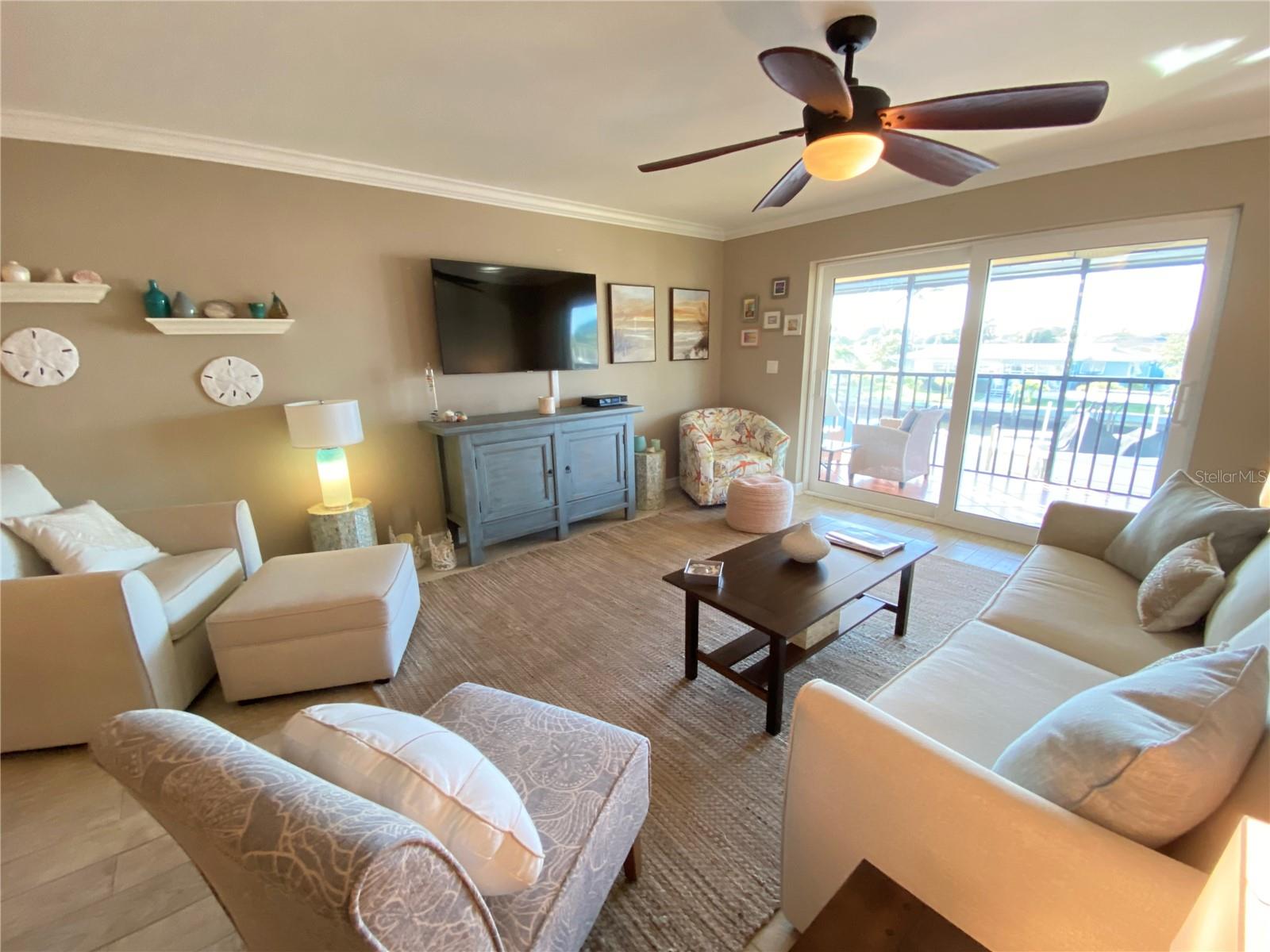 Image 19 of 49 For 10431 Waterbird Way 10431