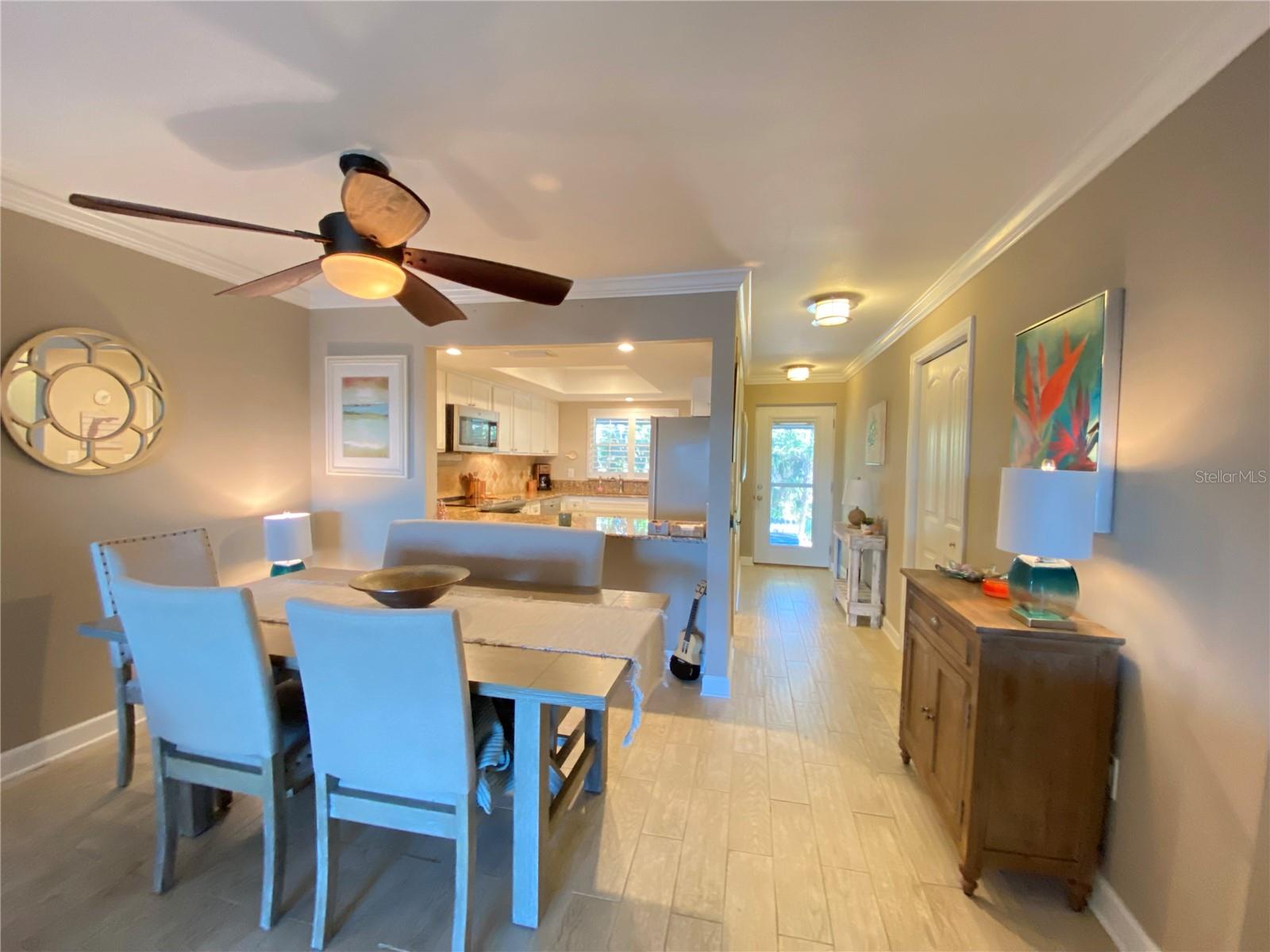 Image 9 of 49 For 10431 Waterbird Way 10431