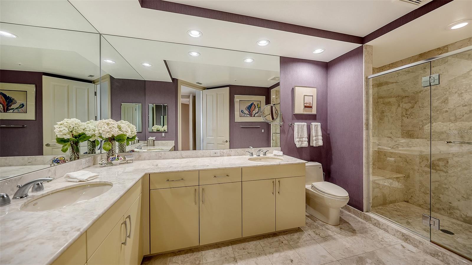 Image 22 of 44 For 35 Watergate Drive 1005