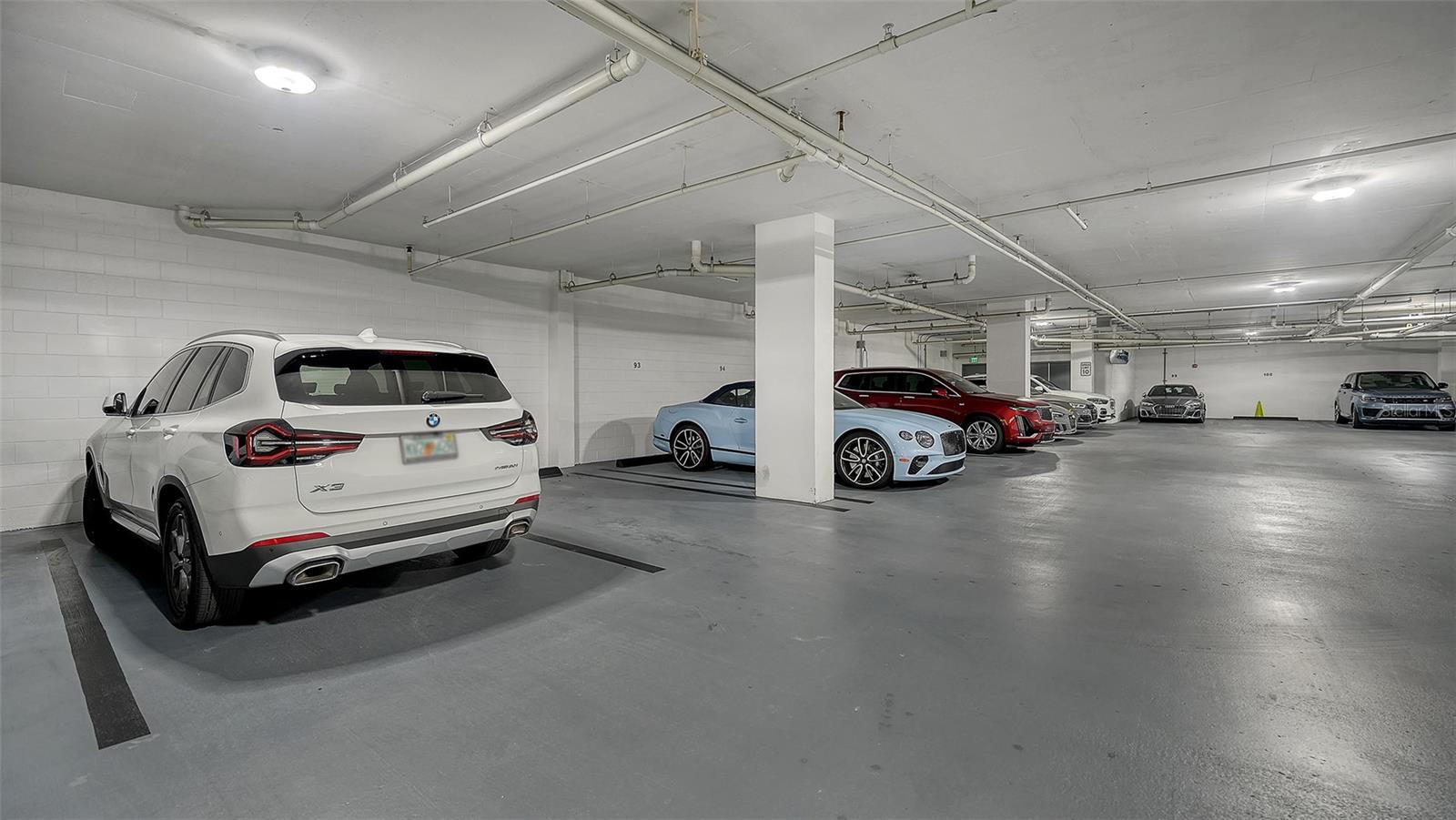 Image 26 of 44 For 35 Watergate Drive 1005