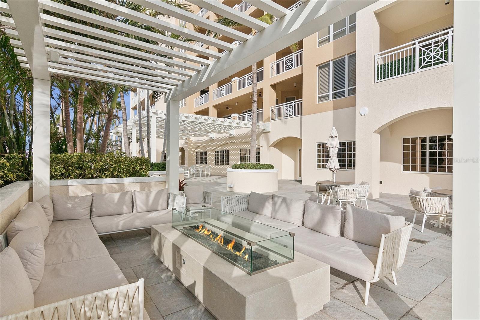 Image 34 of 44 For 35 Watergate Drive 1005