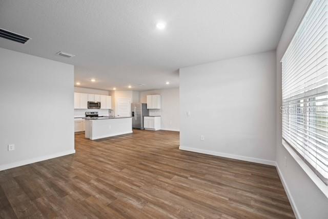 Image 5 of 35 For 3703 Hatchery Way