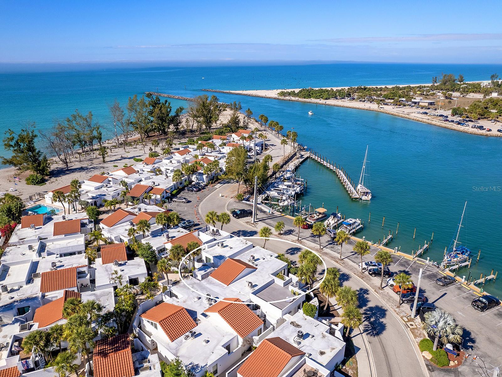 Image 44 of 57 For 1585 Tarpon Center Drive 31