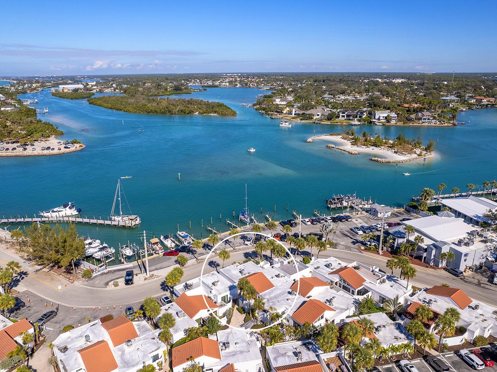 Image 46 of 57 For 1585 Tarpon Center Drive 31