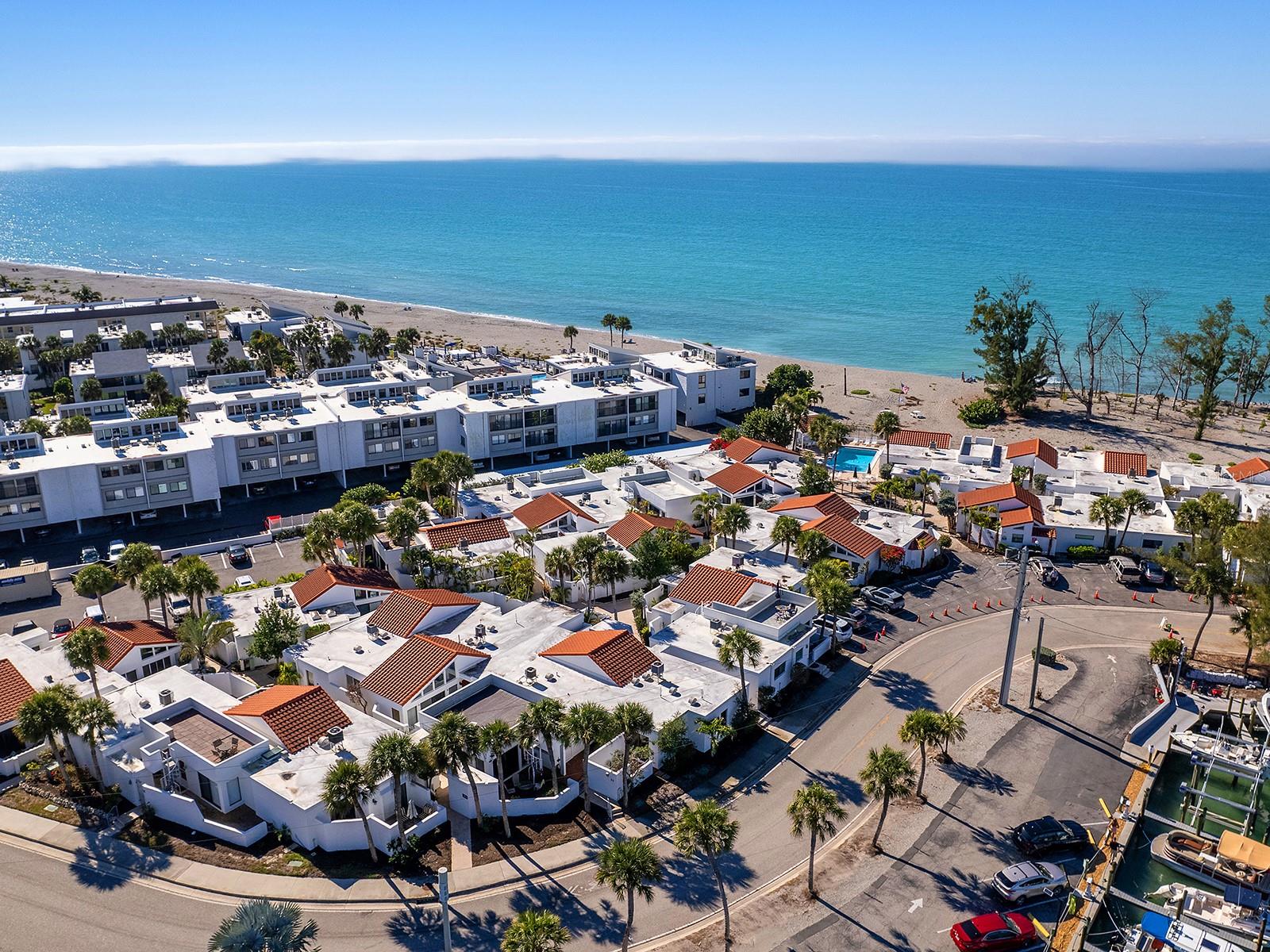 Image 49 of 57 For 1585 Tarpon Center Drive 31