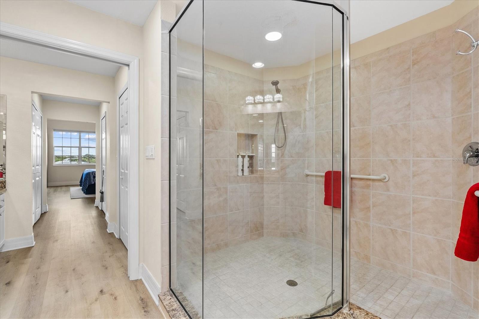 Image 21 of 44 For 5100 Jessie Harbor Drive 403